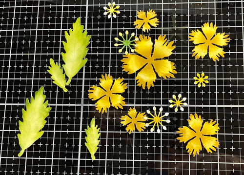 Fabrication de fleurs pour faire des cartes