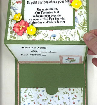 Tutoriel de carte accordéon à trois volets avec pochette intégrée